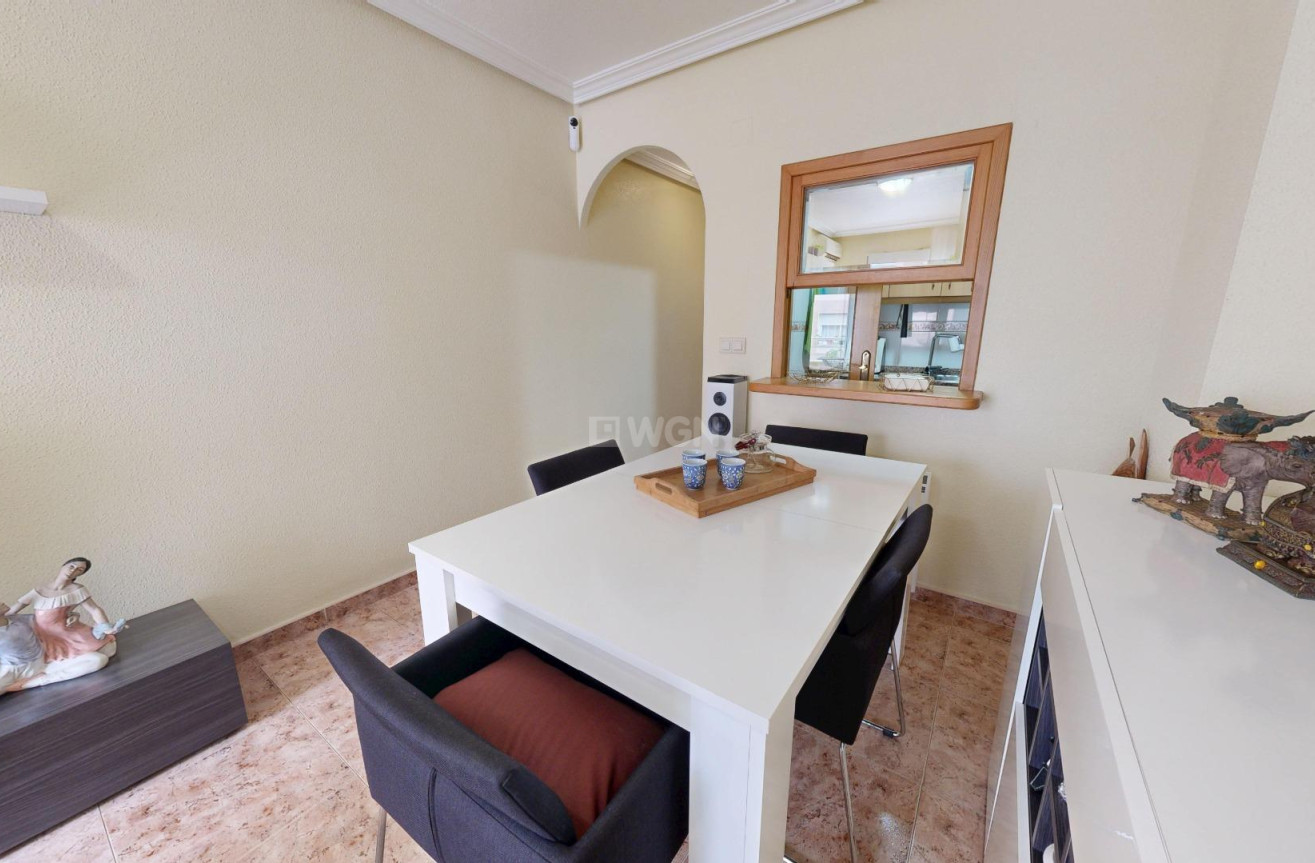 Reventa - Apartamento / piso - Torrevieja - Estacion De Autobuses