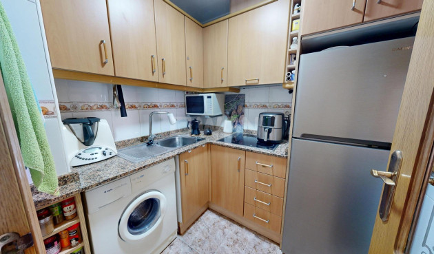 Reventa - Apartamento / piso - Torrevieja - Estacion De Autobuses