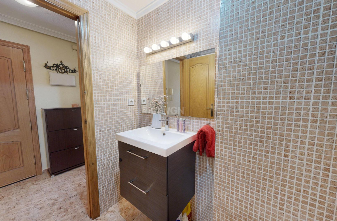 Reventa - Apartamento / piso - Torrevieja - Estacion De Autobuses