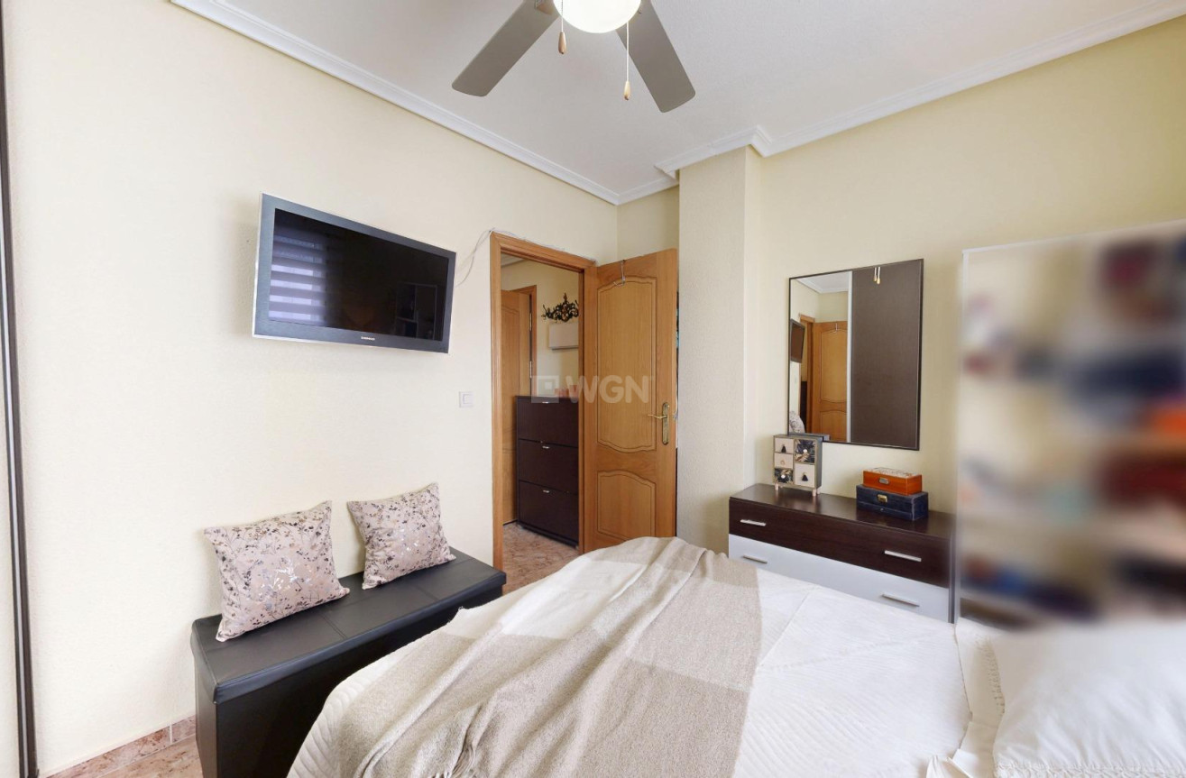 Reventa - Apartamento / piso - Torrevieja - Estacion De Autobuses