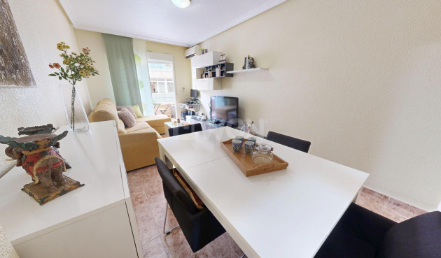 Reventa - Apartamento / piso - Torrevieja - Estacion De Autobuses