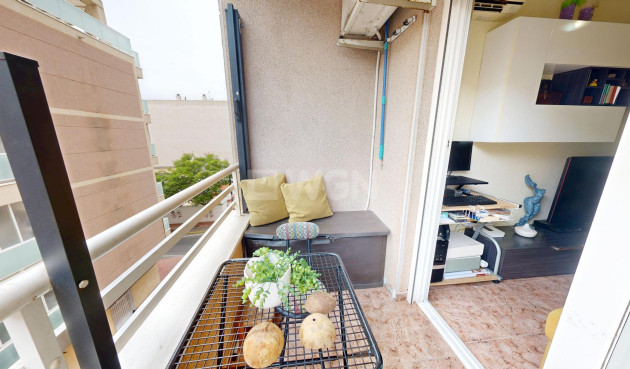 Reventa - Apartamento / piso - Torrevieja - Estacion De Autobuses