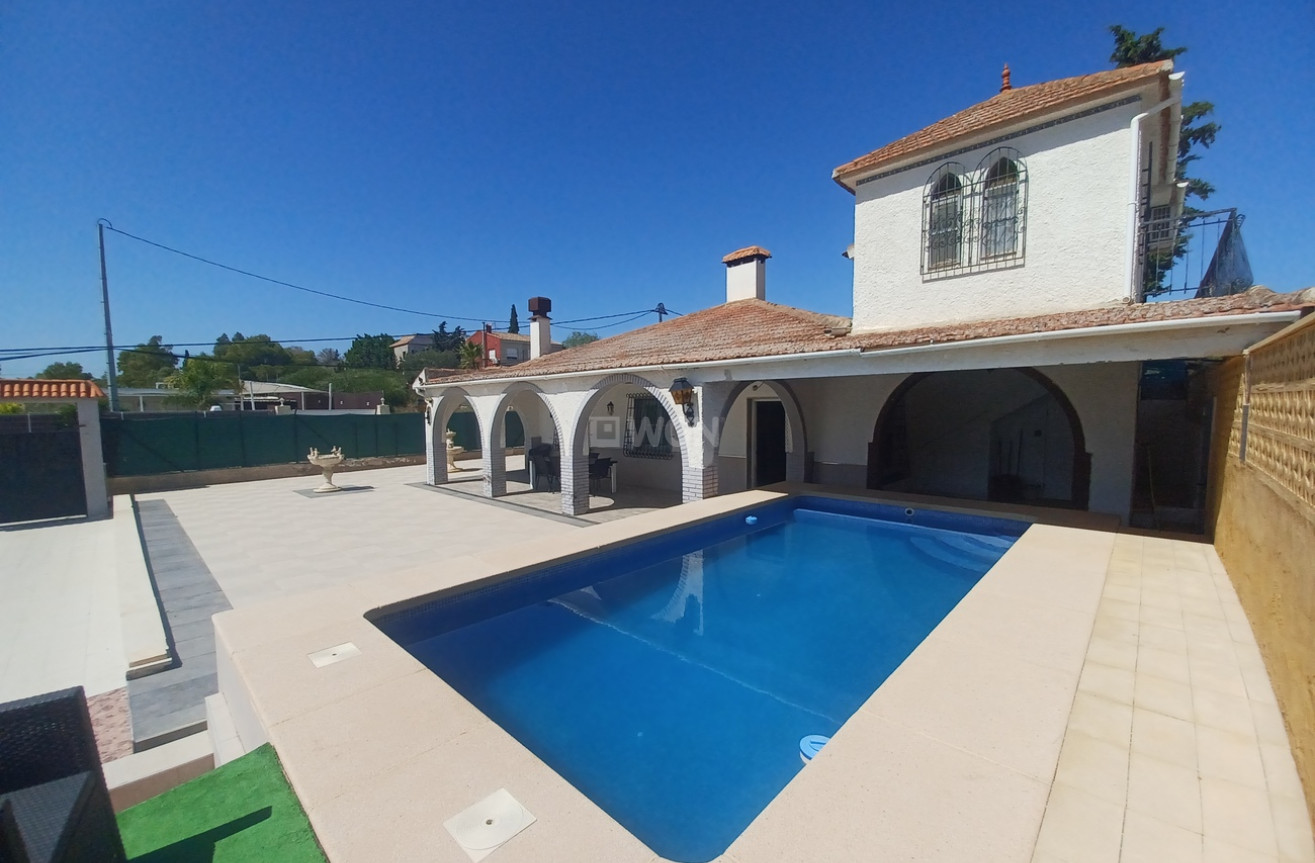 Resale - Villa - Canadas De San Pedro - Inland