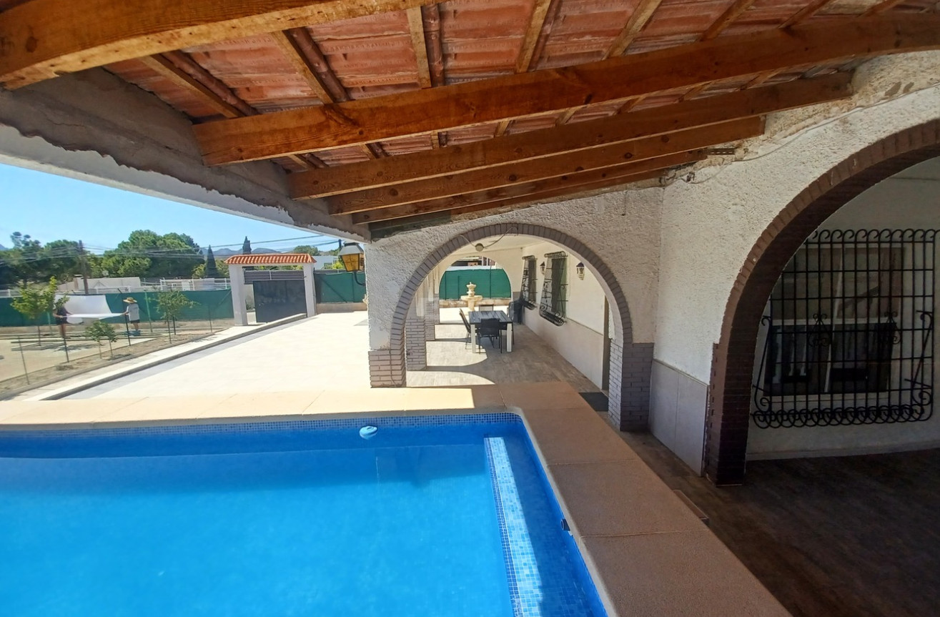 Resale - Villa - Canadas De San Pedro - Inland