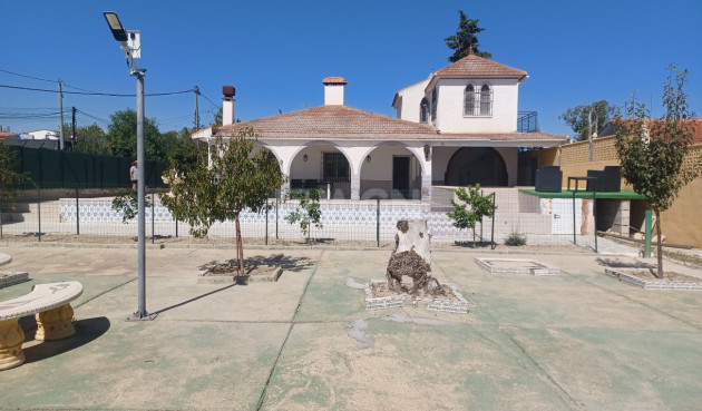 Resale - Villa - Canadas De San Pedro - Inland