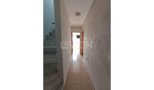 Reventa - Adosado - Avileses - Jerónimo Y Avileses