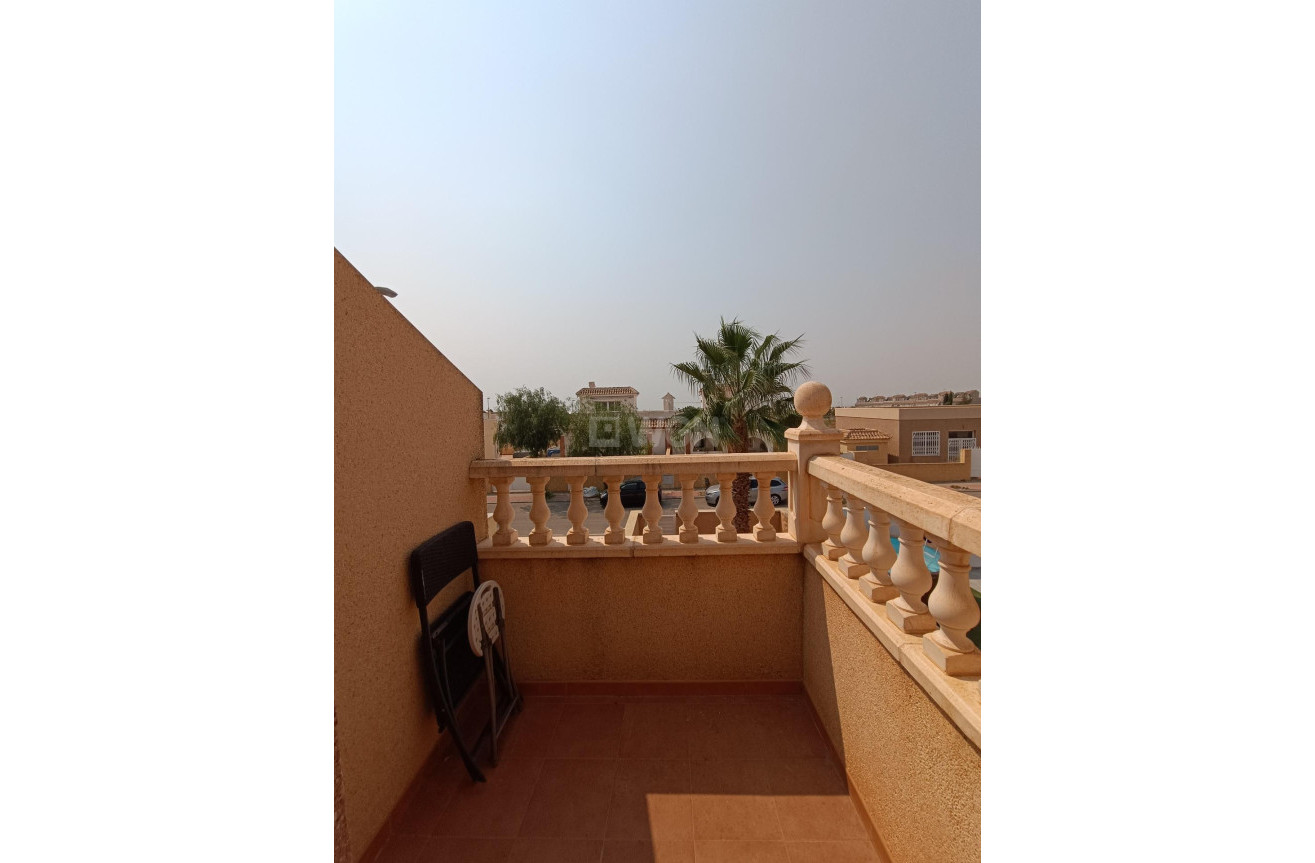 Reventa - Adosado - Avileses - Jerónimo Y Avileses