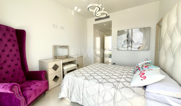 Odsprzedaż - Villa - San Miguel de Salinas - Inland