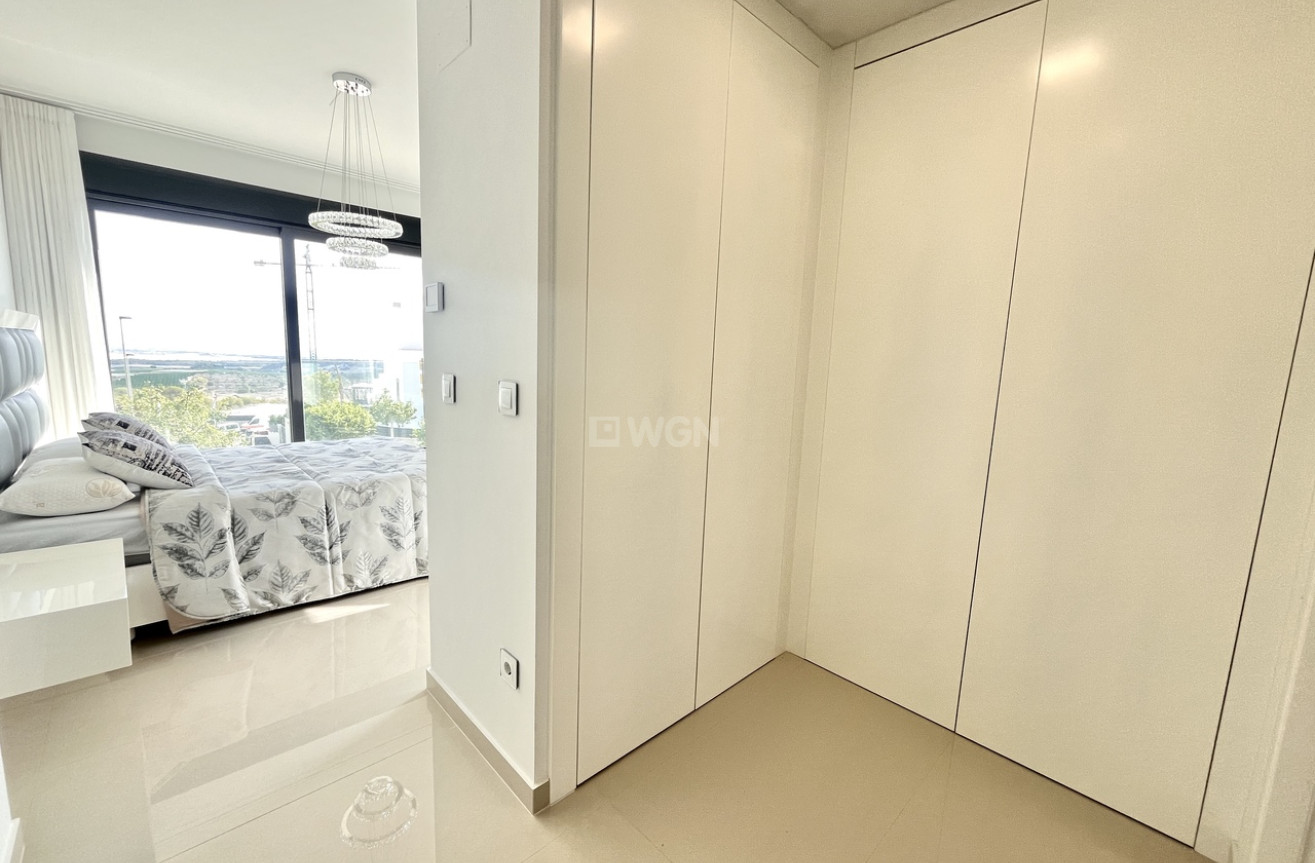 Odsprzedaż - Villa - San Miguel de Salinas - Inland