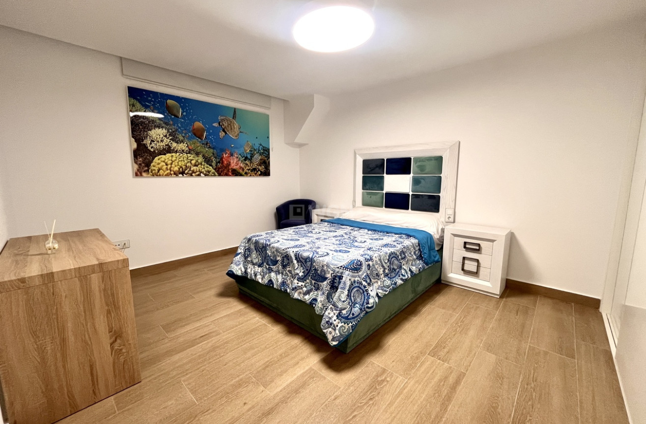 Odsprzedaż - Villa - San Miguel de Salinas - Inland