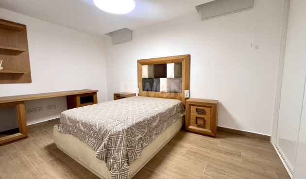 Odsprzedaż - Villa - San Miguel de Salinas - Inland