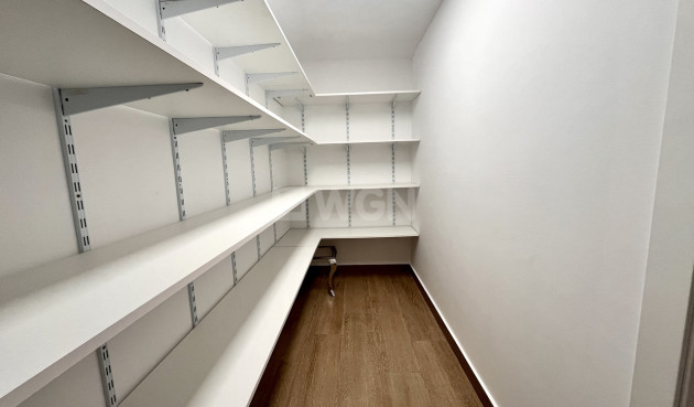 Odsprzedaż - Villa - San Miguel de Salinas - Inland