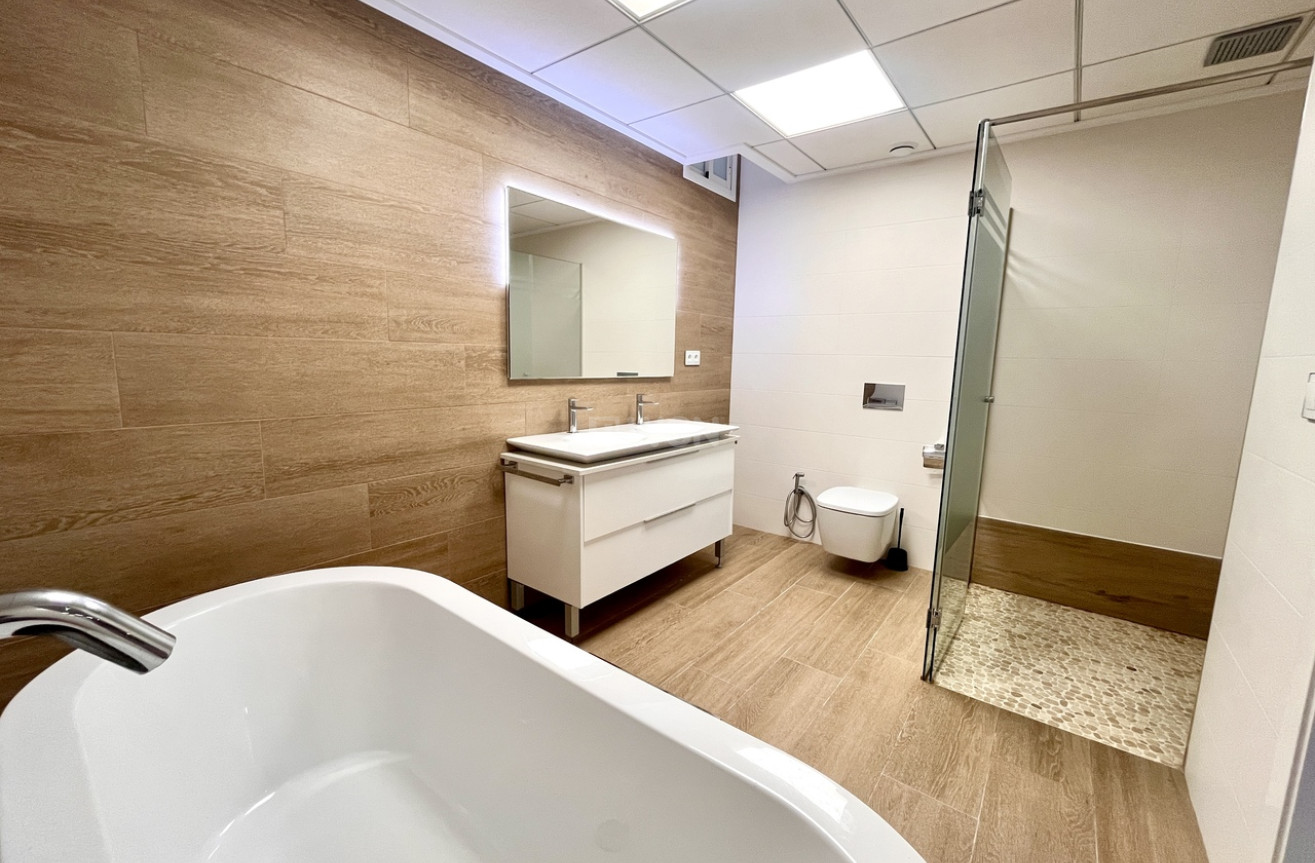 Odsprzedaż - Villa - San Miguel de Salinas - Inland