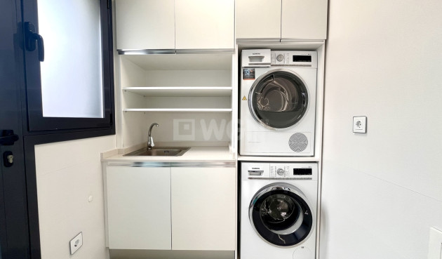 Odsprzedaż - Villa - San Miguel de Salinas - Inland