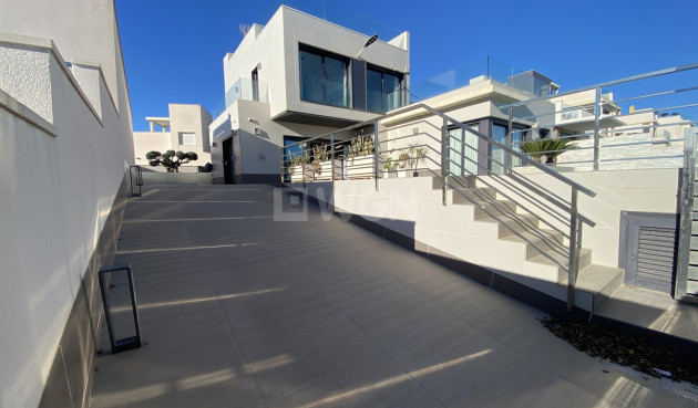 Odsprzedaż - Villa - San Miguel de Salinas - Inland