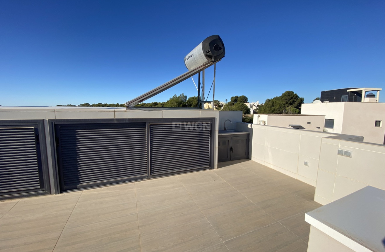 Odsprzedaż - Villa - San Miguel de Salinas - Inland