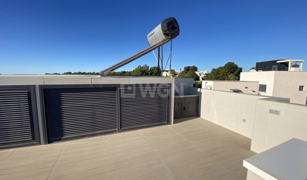 Odsprzedaż - Villa - San Miguel de Salinas - Inland