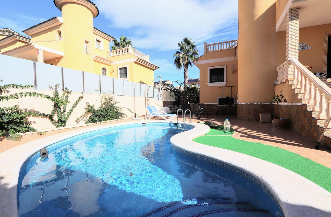 Resale - Villa - Villamartin - Costa Blanca