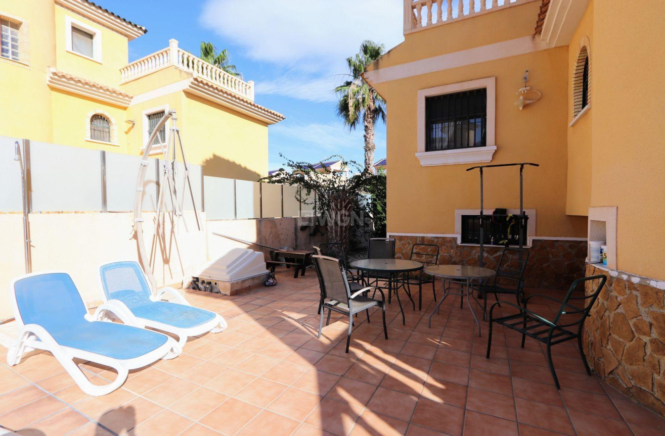 Resale - Villa - Villamartin - Costa Blanca