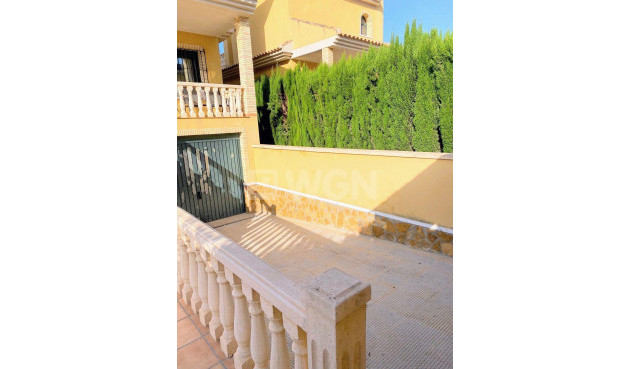 Resale - Villa - Villamartin - Costa Blanca