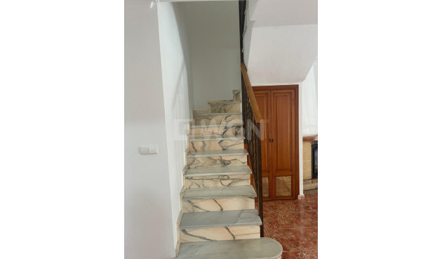 Resale - Duplex - Dolores - Dolores - Center