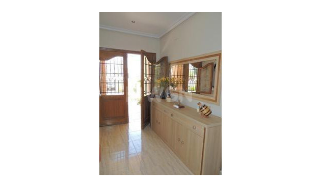 Odsprzedaż - Villa - Catral