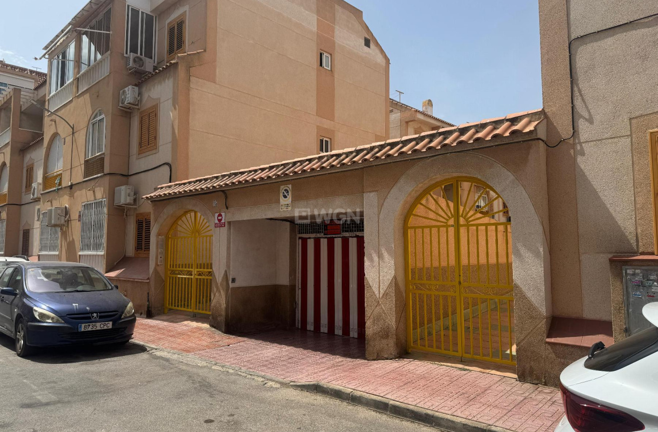 Reventa - Parking - Torrevieja - Costa Blanca