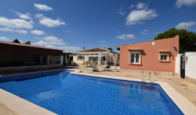 Reventa - Villa - Heredades - Costa Blanca