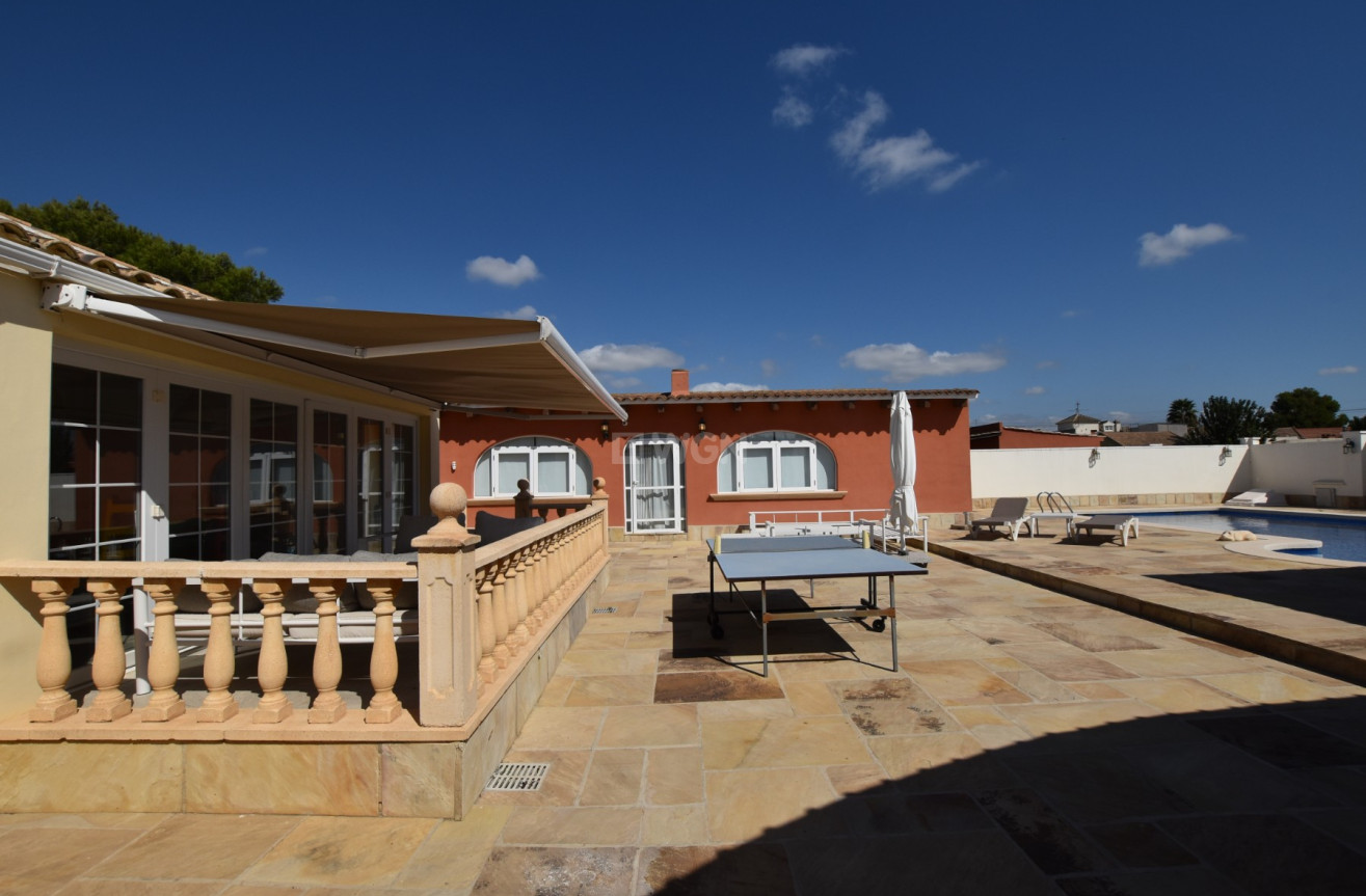 Reventa - Villa - Heredades - Costa Blanca