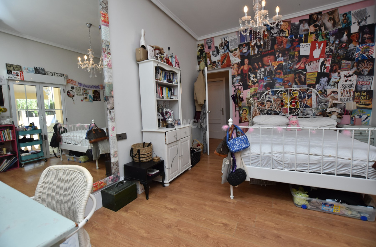 Reventa - Villa - Heredades - Costa Blanca