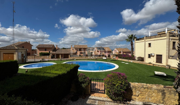 Odsprzedaż - Kamienica - Algorfa - Inland