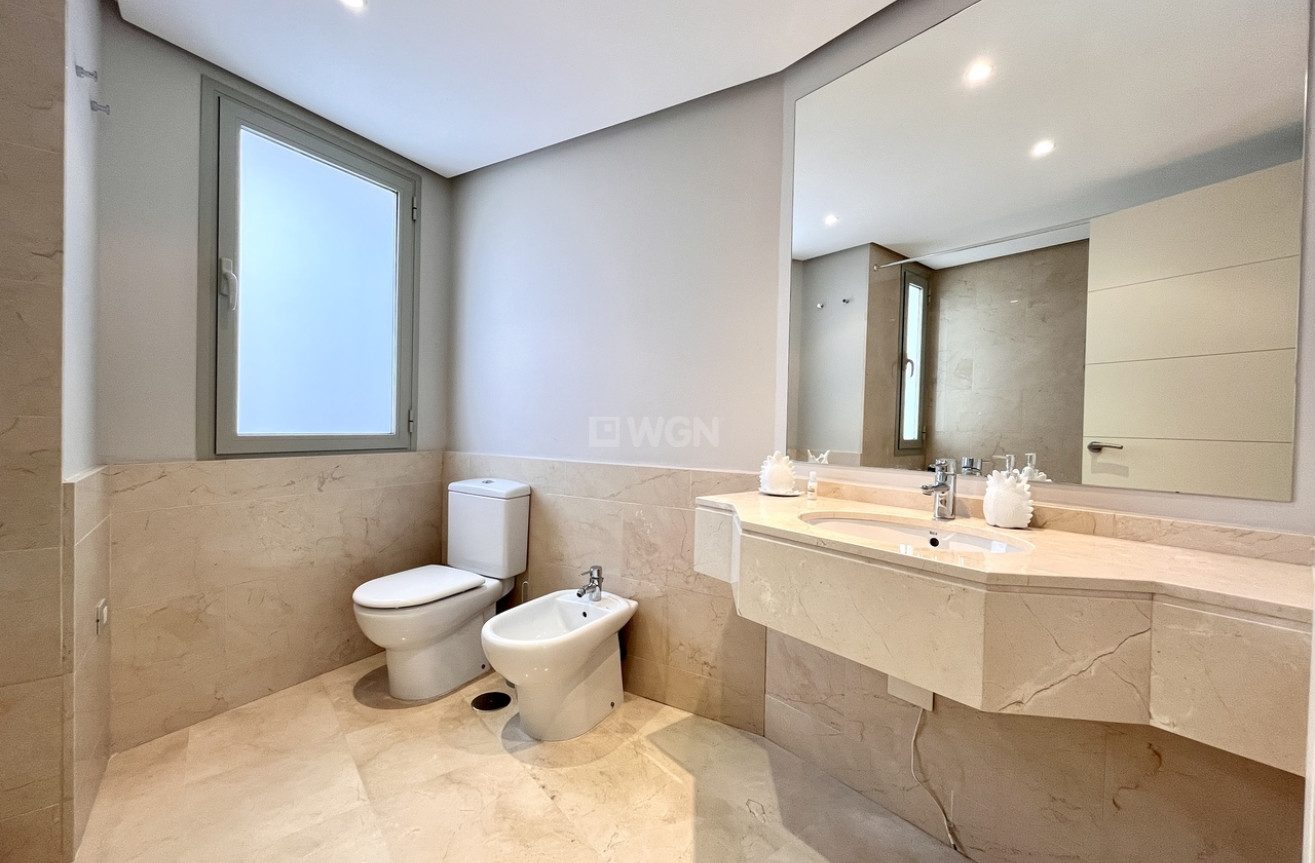 Resale - Apartment / flat - Las Colinas Golf - Costa Blanca