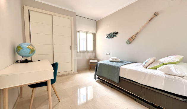 Resale - Apartment / flat - Las Colinas Golf - Costa Blanca