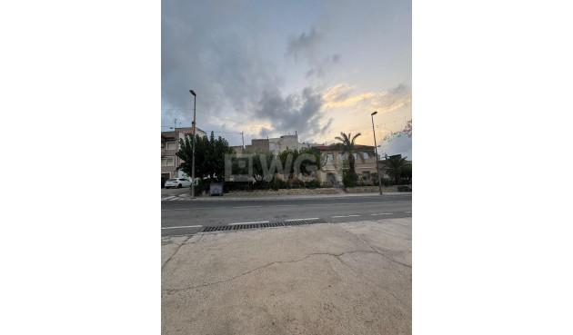 Odsprzedaż - Kamienica - Orihuela - Hurchillo