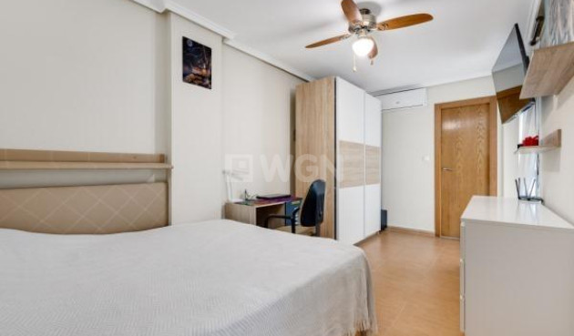 Reventa - Apartamento / piso - Torrevieja - Centro