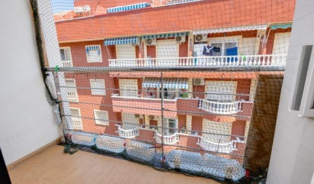 Reventa - Apartamento / piso - Torrevieja - Centro