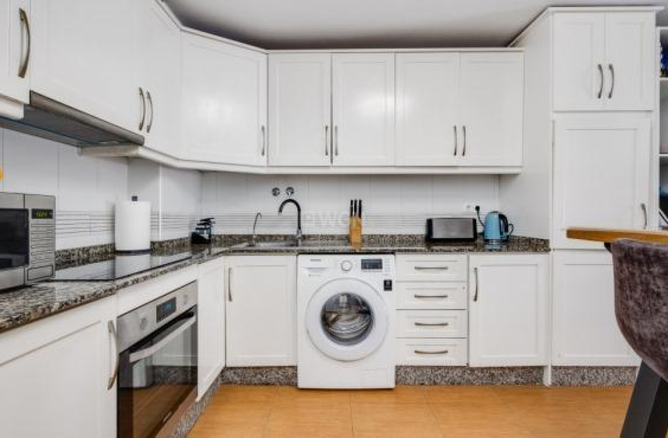 Reventa - Apartamento / piso - Torrevieja - Centro