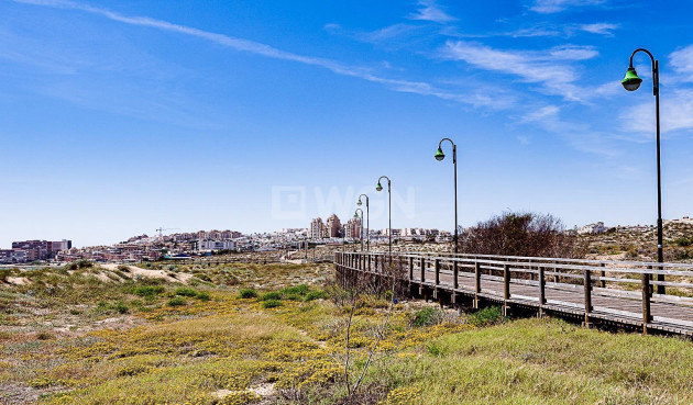Wiederverkauf - Wohnung - Torrevieja - La Mata