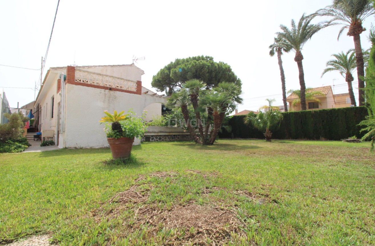 Odsprzedaż - Villa - Lo Pagan - LA PUNTICA