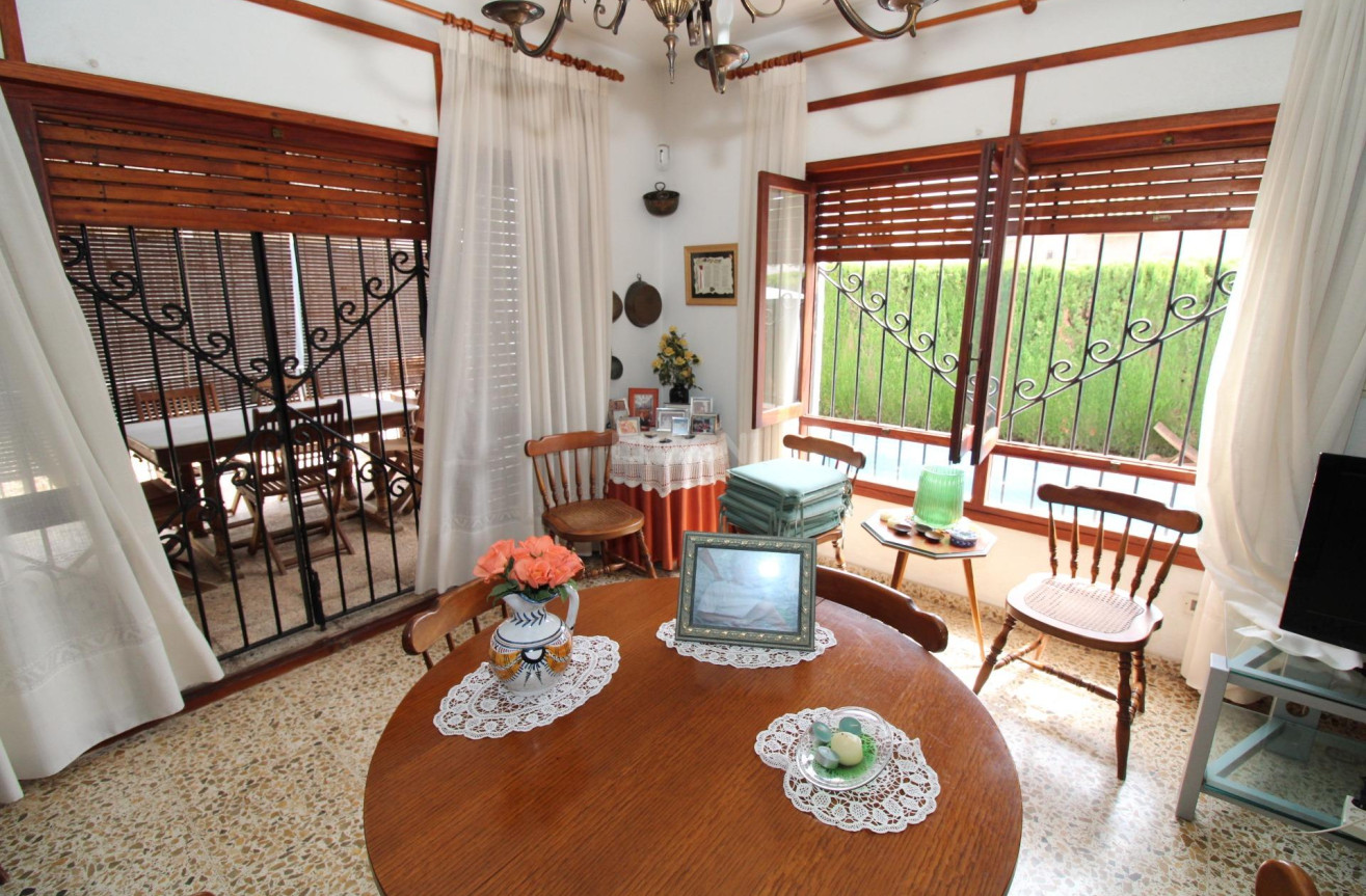 Odsprzedaż - Villa - Lo Pagan - LA PUNTICA