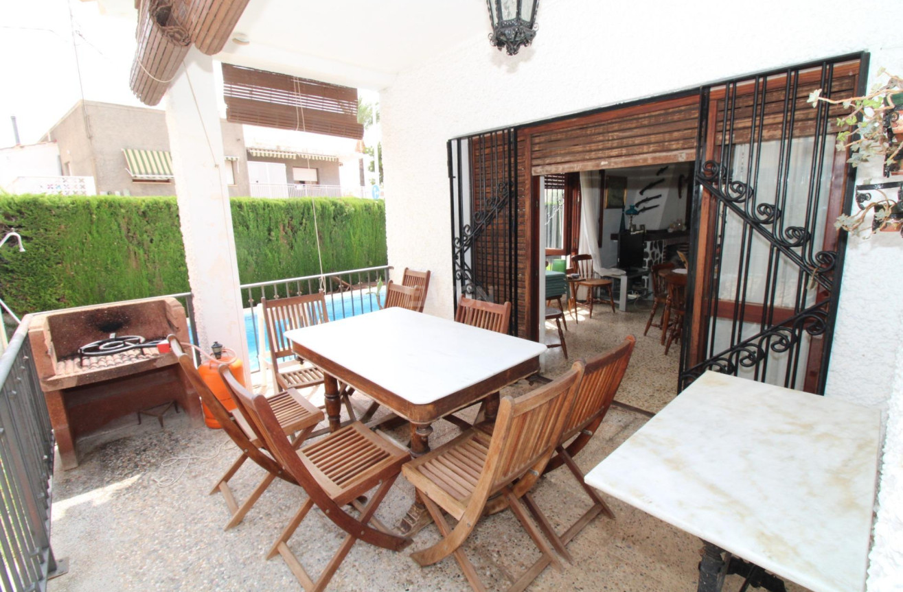 Odsprzedaż - Villa - Lo Pagan - LA PUNTICA