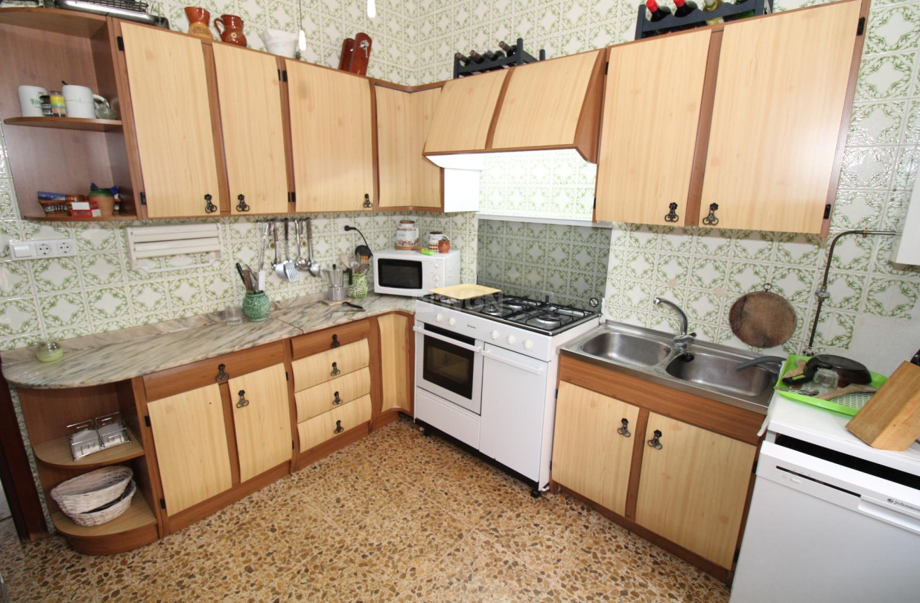 Odsprzedaż - Villa - Lo Pagan - LA PUNTICA