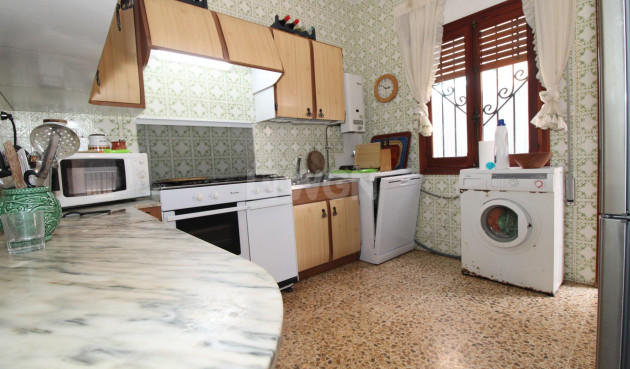 Odsprzedaż - Villa - Lo Pagan - LA PUNTICA