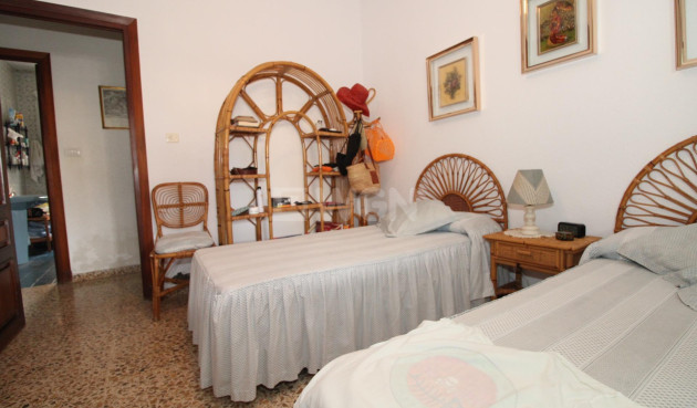 Odsprzedaż - Villa - Lo Pagan - LA PUNTICA