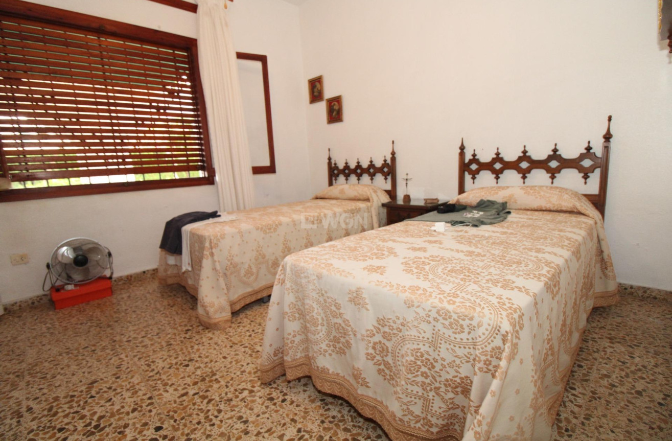 Odsprzedaż - Villa - Lo Pagan - LA PUNTICA