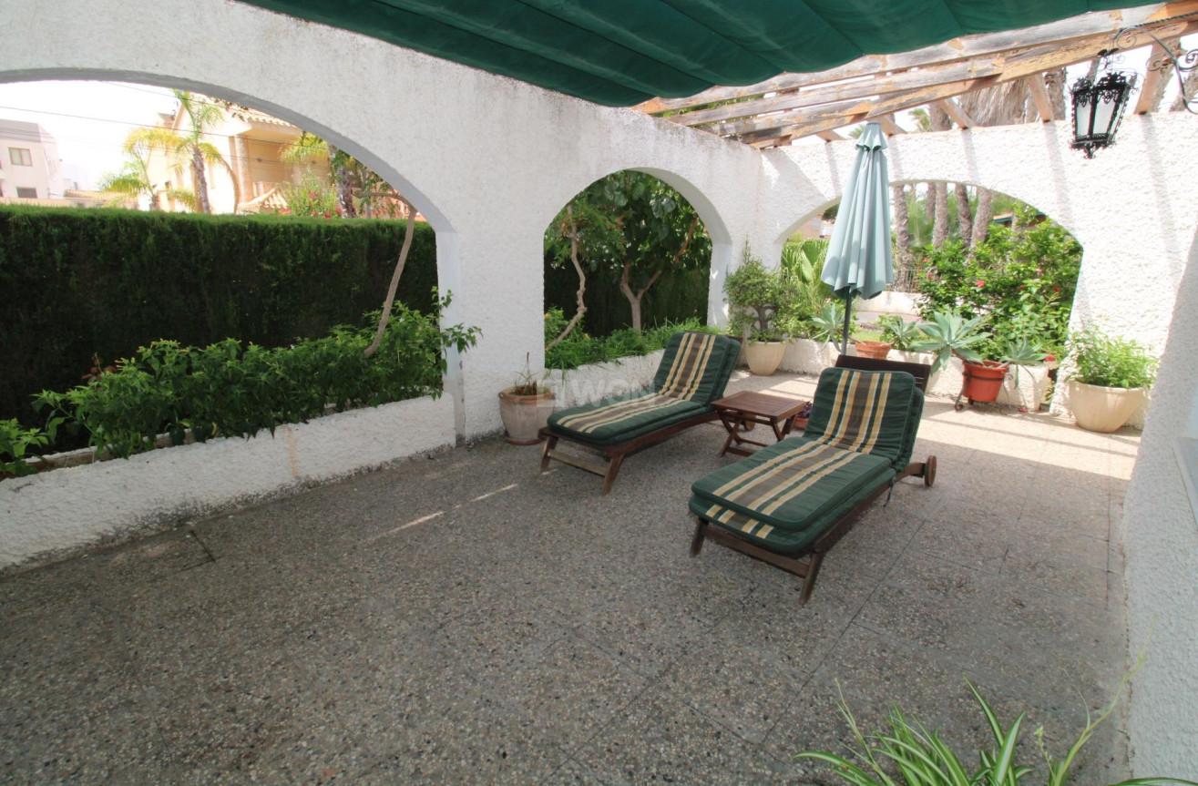 Odsprzedaż - Villa - Lo Pagan - LA PUNTICA