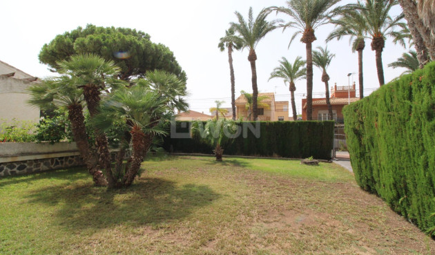 Odsprzedaż - Villa - Lo Pagan - LA PUNTICA