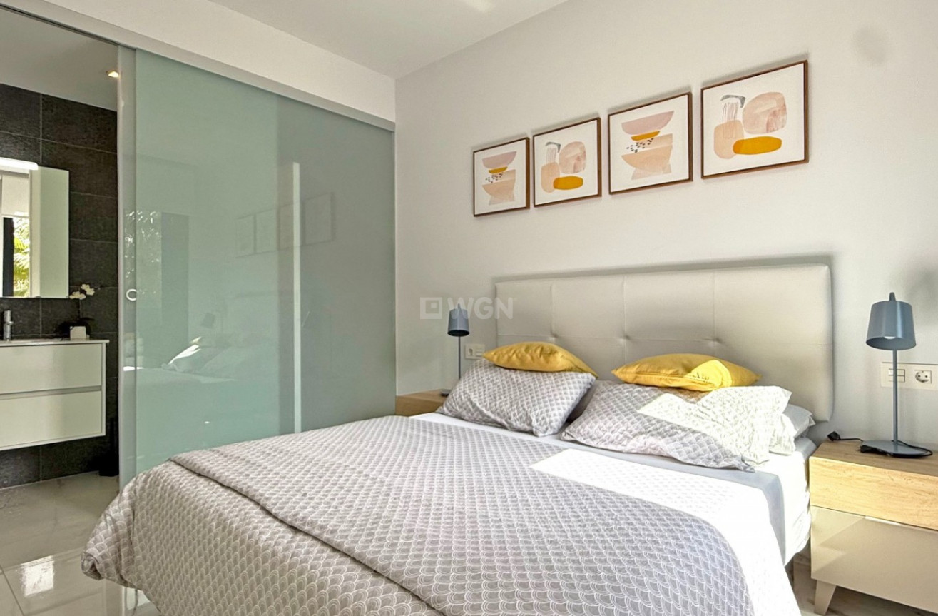 Resale - Apartment / flat - Orihuela Costa - Costa Blanca