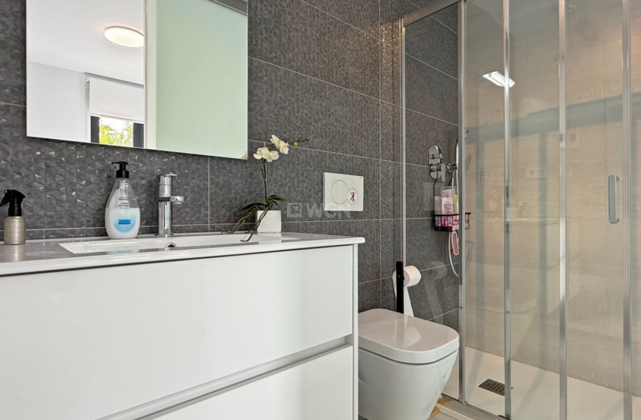 Resale - Apartment / flat - Orihuela Costa - Costa Blanca