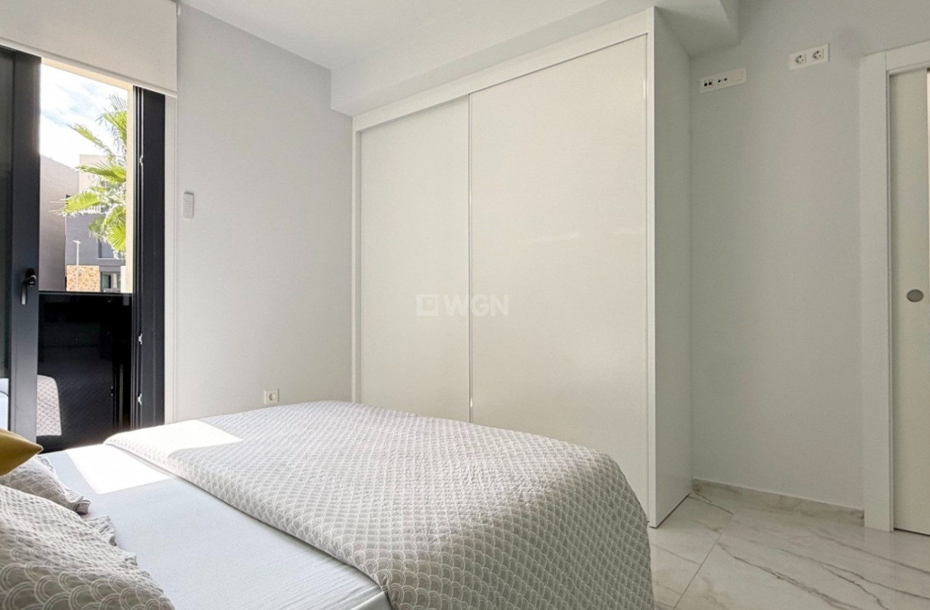 Resale - Apartment / flat - Orihuela Costa - Costa Blanca